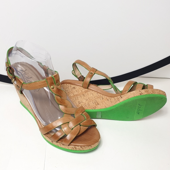 biala Shoes - Biala Jillian slingback open-toe wedge platform adjustable sandals size 39 / 9